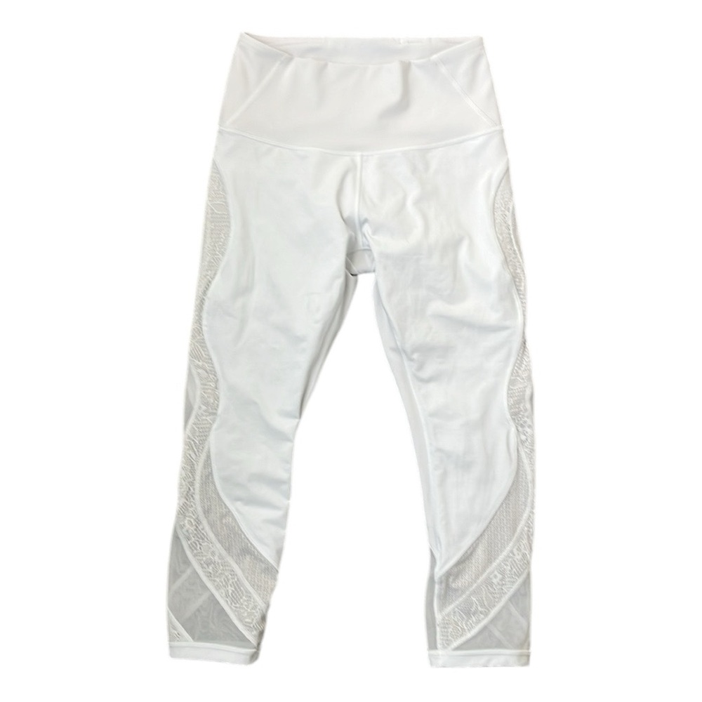 Lululemon Wunder Under HR Crop 21"
Lace
